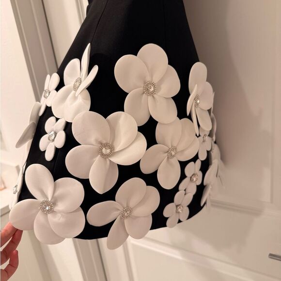 NWOT BRONX AND BANCO Estelle Black and White Mini Dress - Picture 13 of 16